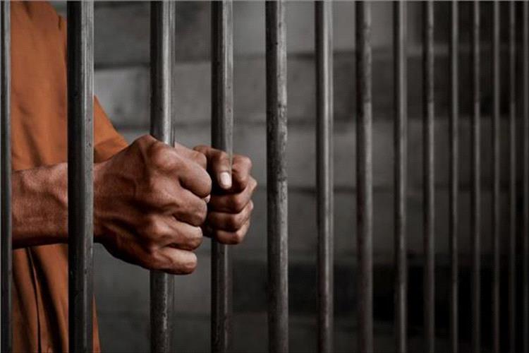 إضراب في 48 سجنًا بإيران احتجاجًا على موجة إعدامات غير مسبوقة