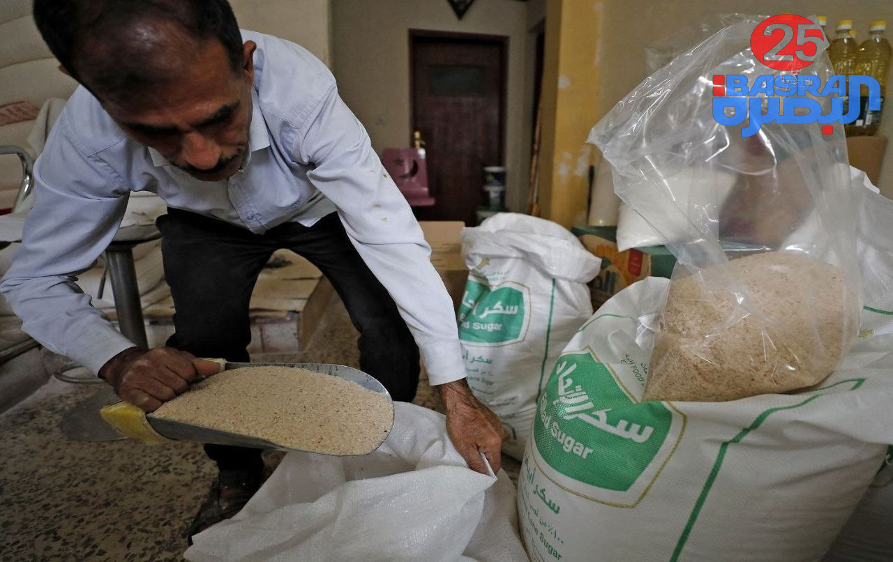 وزارة التجارة تنفي حذف مواد من مفردات الحصة التموينية وتؤكد أن الحصة تُوزَّع كاملة من دون أي نقص