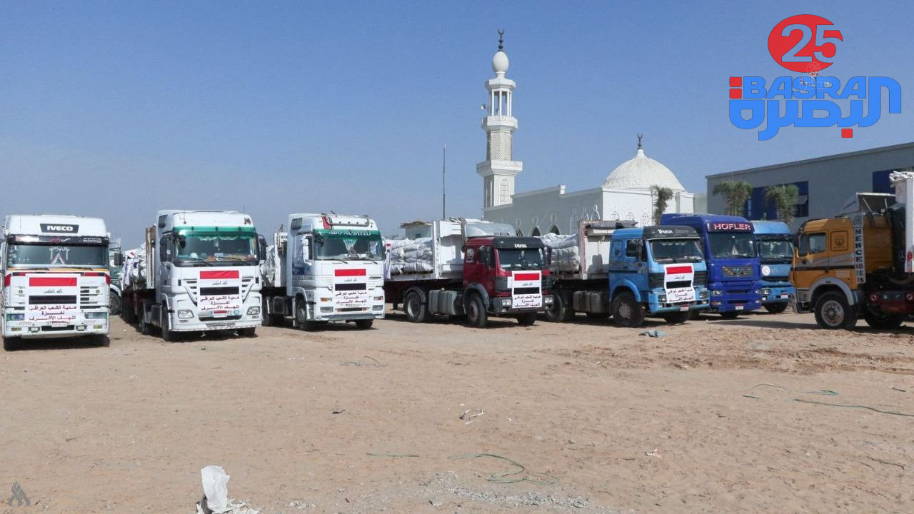 بتوجيه من السيد مقتدى الصدر .. 27 شاحنة مساعدات تدخل الى قطاع غزة عبر مصر وتضم حوالي 3500 خيمة حالات طارئة و14,250 بطانية  🔻 جرى إرسال هذه العينات بعد تقارير عن نقص حاد في اعداد المساكن الطارئة والبطانيات