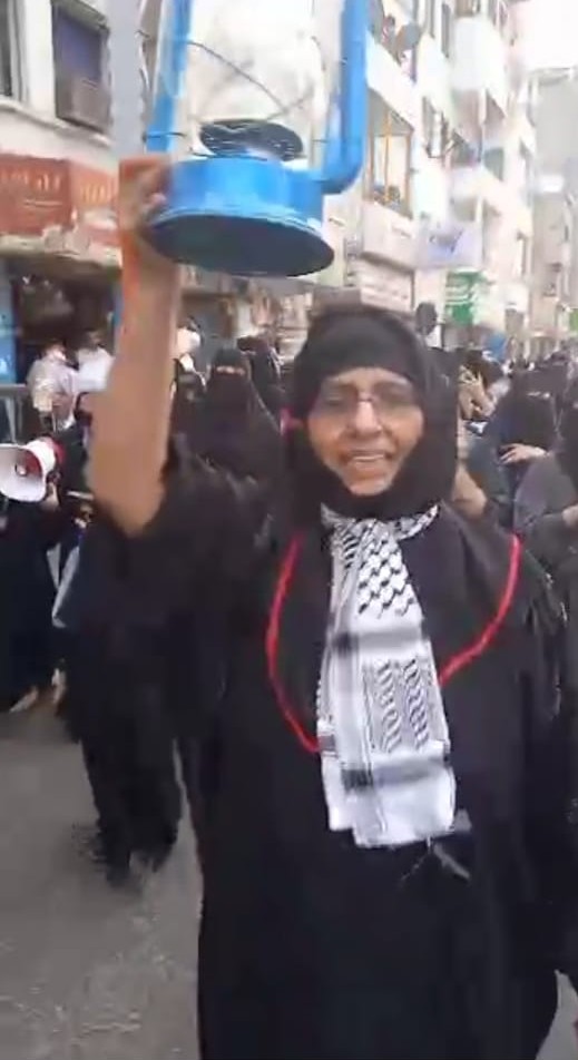 ويستمر الغليان : تظاهرة نسوية غاضبة تجتاح شارع مدرم